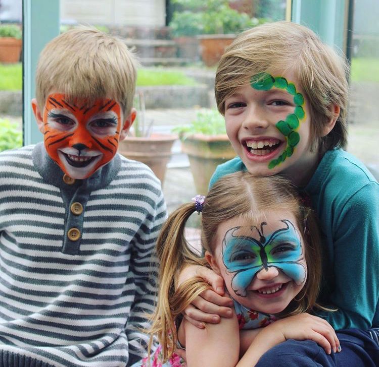 Easy face painting ideas with Little Brian Face Paint Sticks! - UK Mums TV